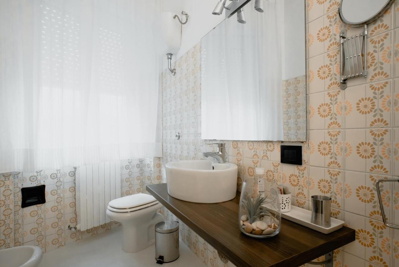 La Casa Di Adua Bed and Breakfast Porto SantʼElpidio Exteriör bild